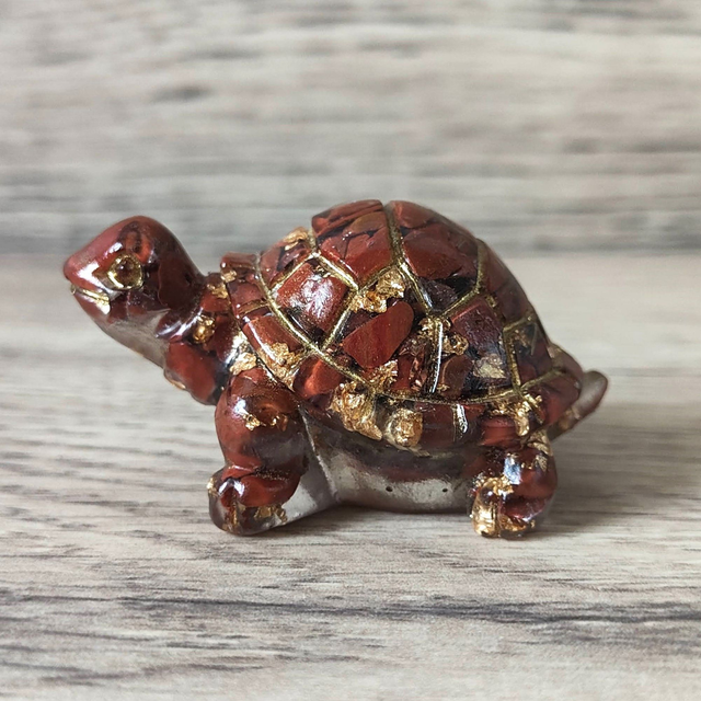 Orgonite petite tortue jaspe rouge 