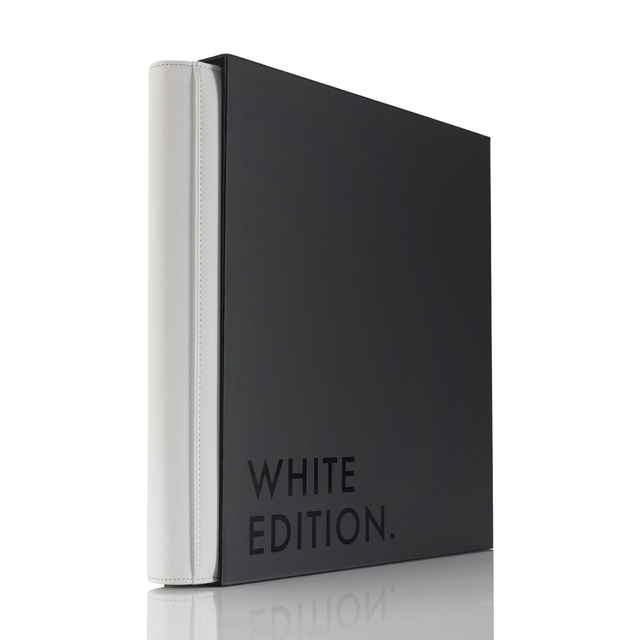Vault X: EXO-TEC Zip Binder 12-pocket XL (WHITE EDITION)