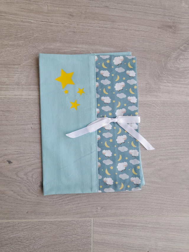 Protège carnet de santé Moutons dans les étoiles 