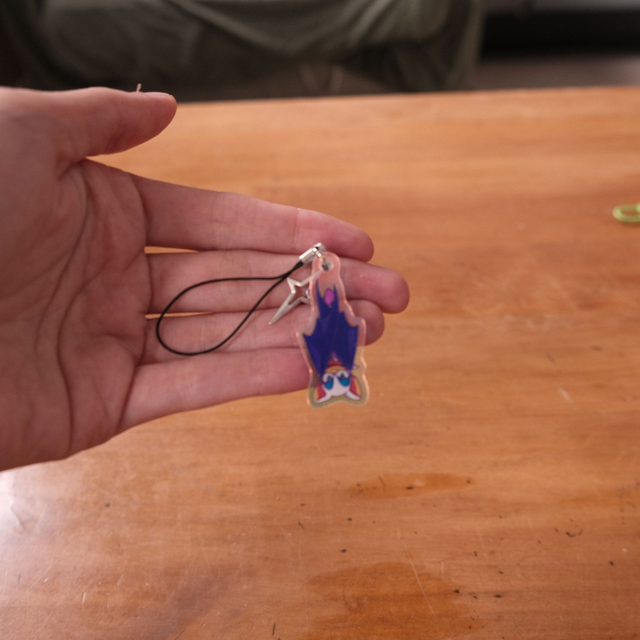 Rouge the bat Phone Charm - Sonic