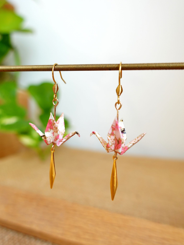 INOX doré / Origami grues, oiseaux / Papier japonais washi / Rose, Blanc, or/ Boucles d'oreilles origami /