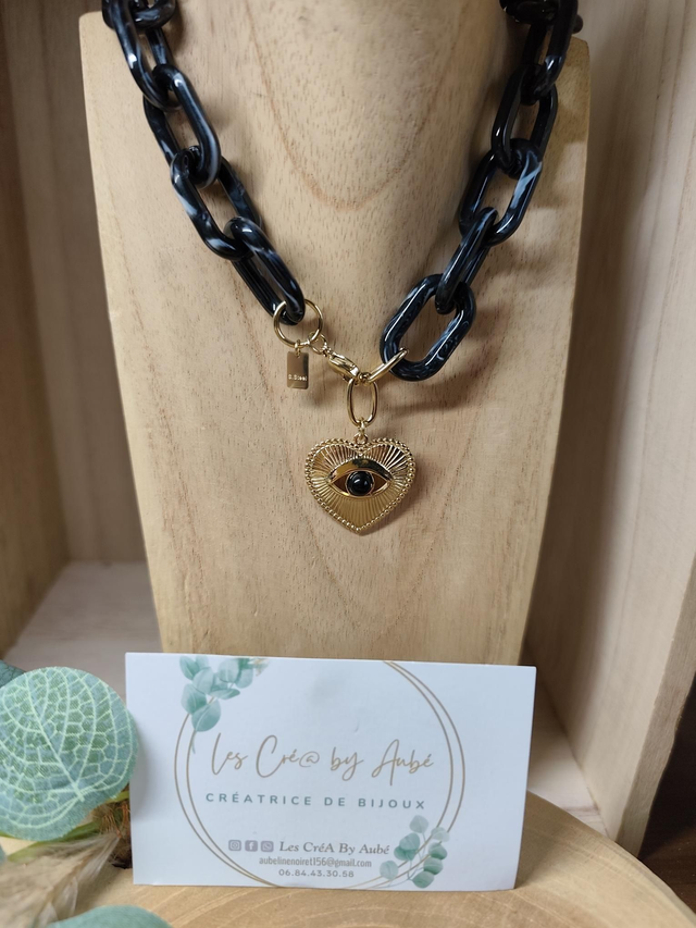 COLLIER BIG MAILLES RESINE NOIRE/ COEUR ACIER INOXY GOLD 0000545