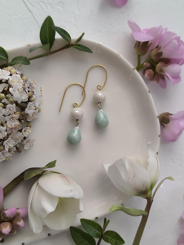 Green drop earrings 