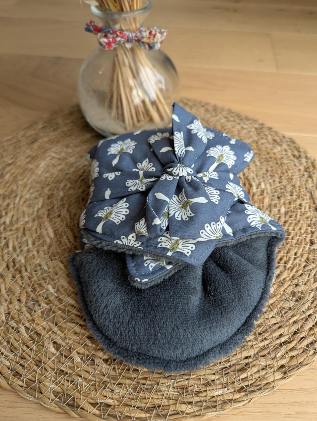 Bouillotte avec sangles