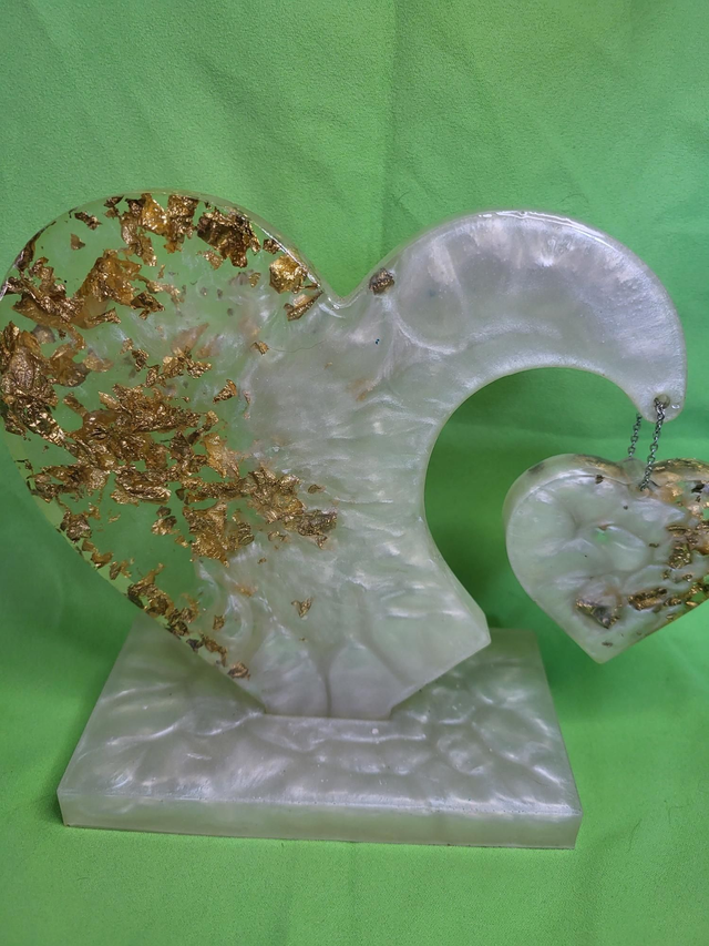 Coeur supendu blanc doré