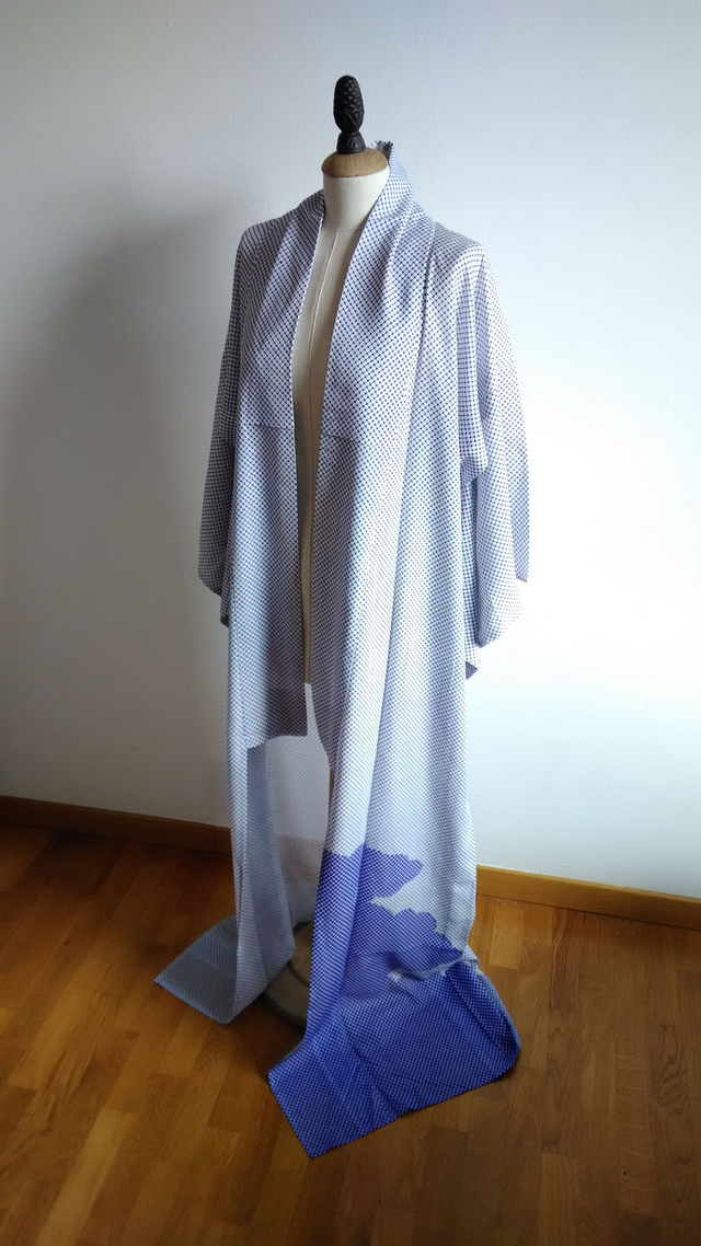 Cloud Pattern Vintage Japanese Kimono, White and Blue Colour Lightweight Sheer Polyester Japanese Jacket Coat and Vintage Obijime Belt
