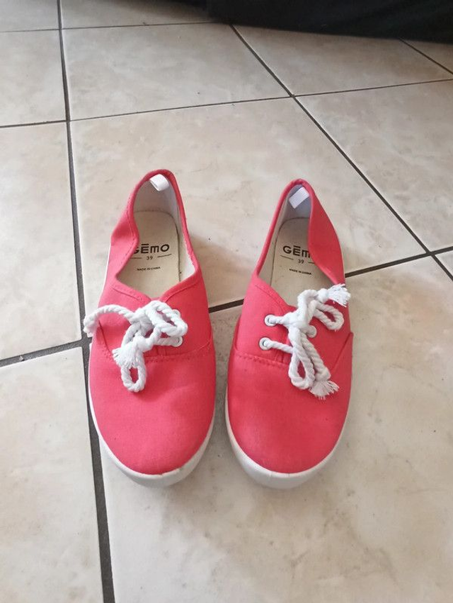 Tennis en toile T39 GEMO