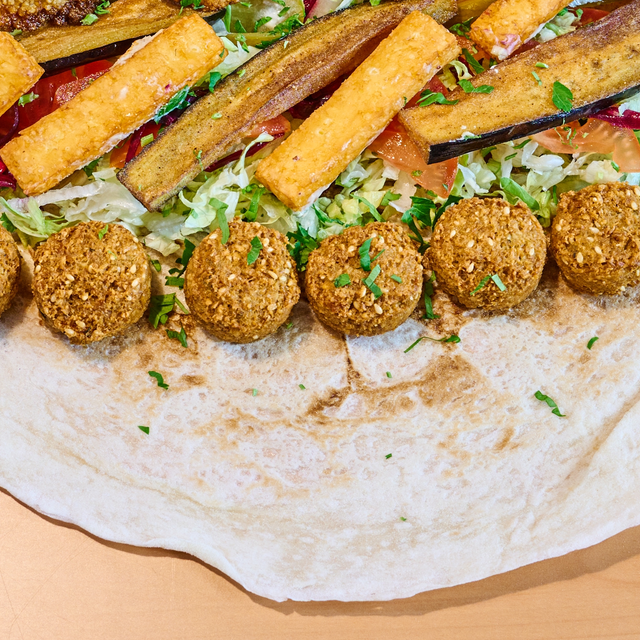 Falafel & Aubergine  فلافل باذنجان 