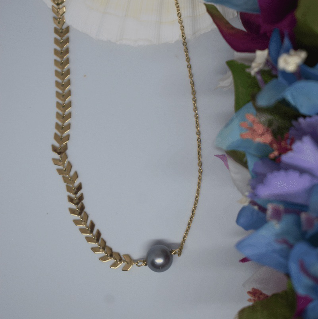 Collier Vaea