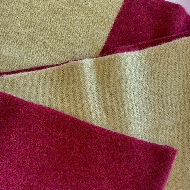 Wind knitted scarf rhubarb light green