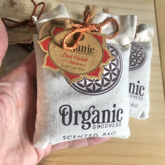 Sachet parfumé à la Rose