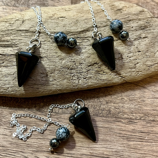 Obsidiaani kiviheiluri 