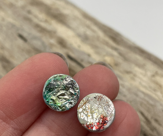 Multi-coloured midi earrings 