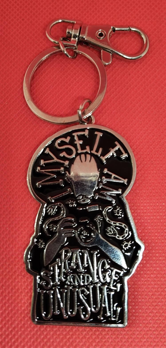 Metal Beetlejuice "I Myself Am Strange &amp; Unusual" Keyring.