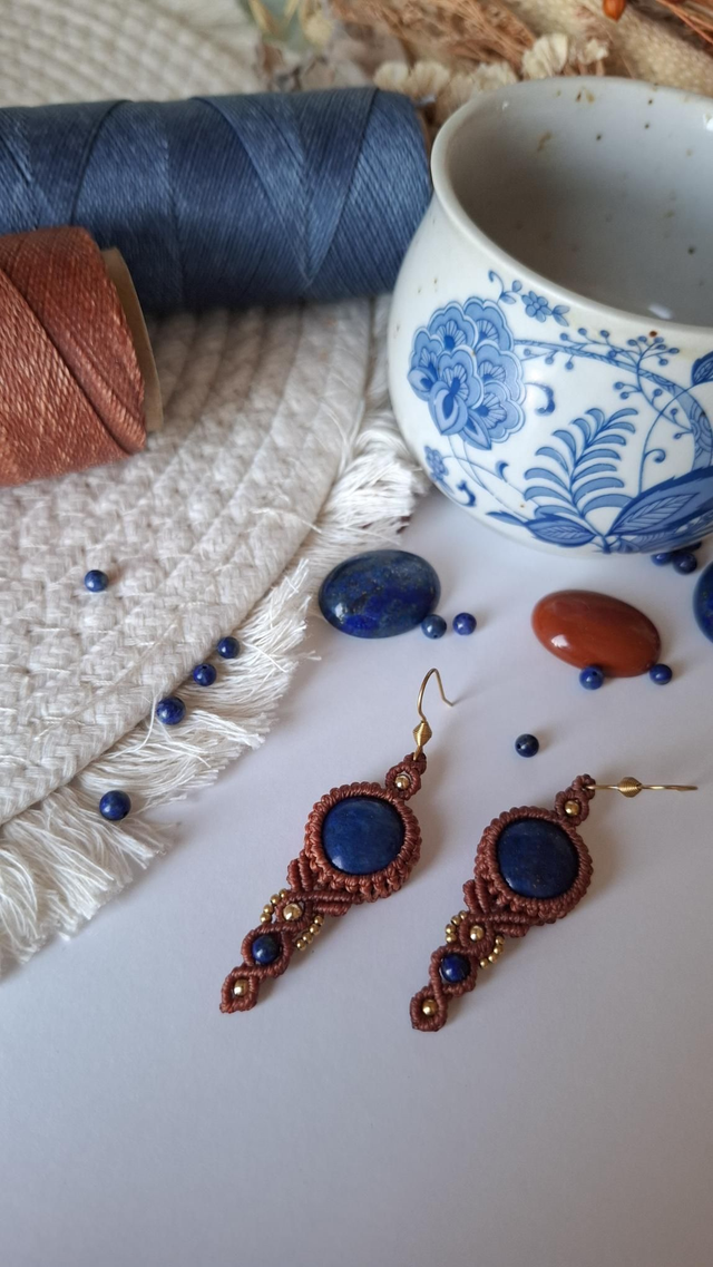 Boucles d'oreille "les pieds sur terre" 