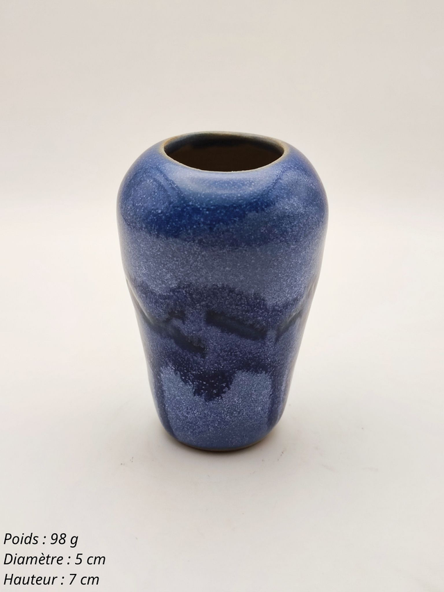 Mini vase bleu. Modèle &quot;Barbapapa&quot;