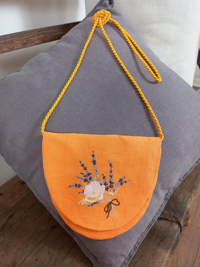 Sac bandoulière en lin brodé orange