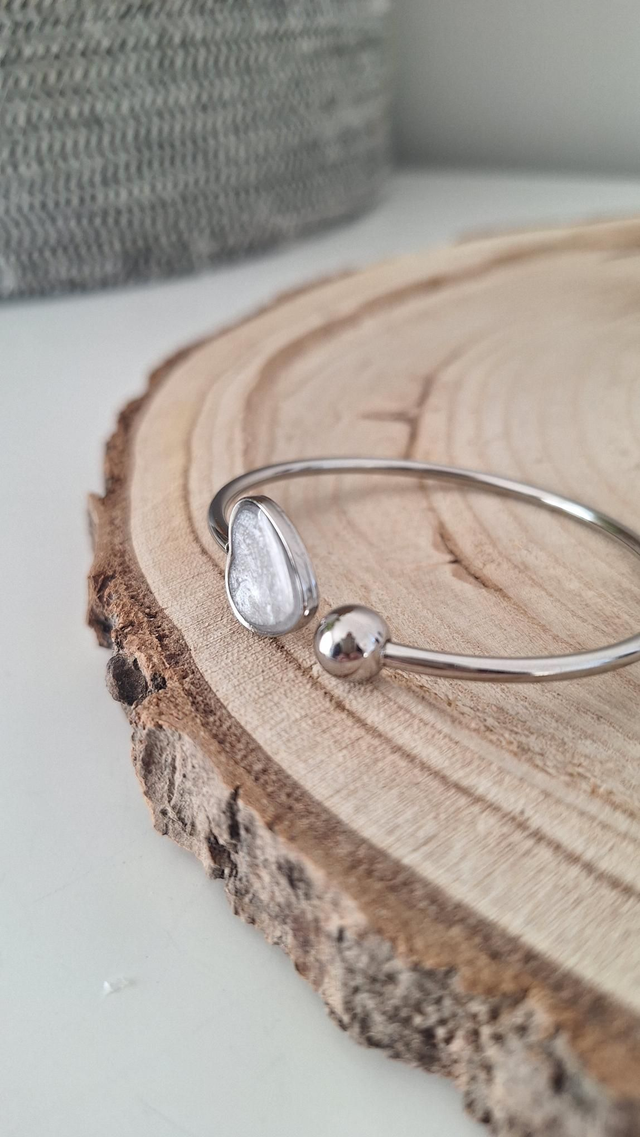 Bracelet jonc argenté cœur blanc 