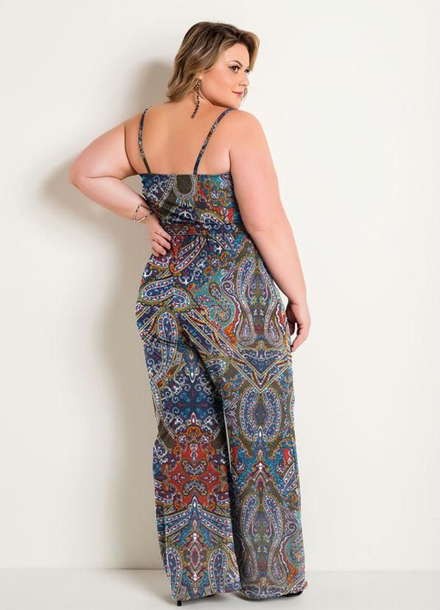Macacão De Alças Com Amarração Cor Lisa Plus Size | Marguerite