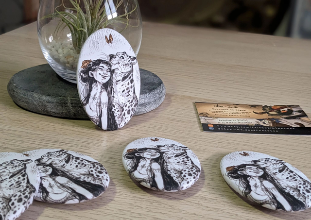 L&#039;Or des Fous _extrait exlibris _ Broche Soft Touch ovale