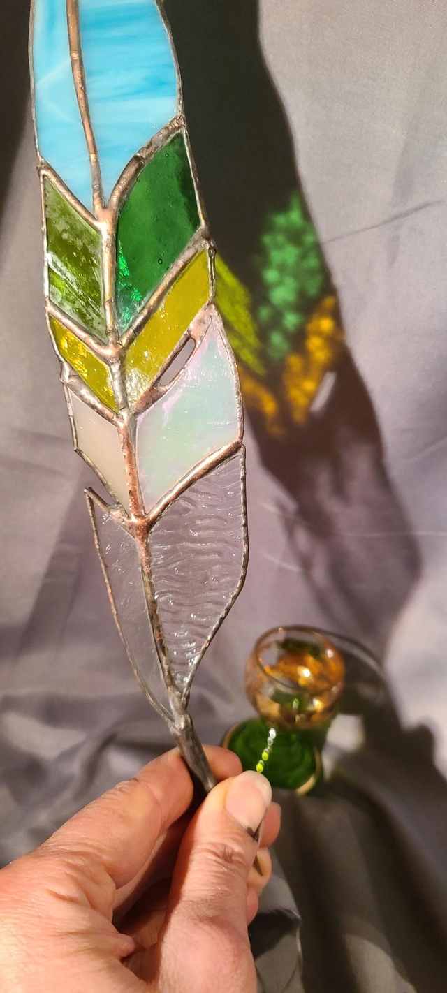 Plume en verre en Tiffany.