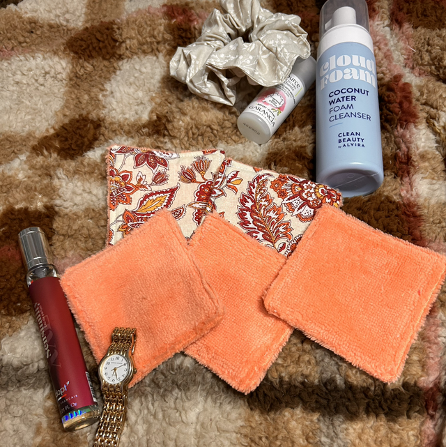 1 Lots de 5 Lingettes Démaquillantes (1)