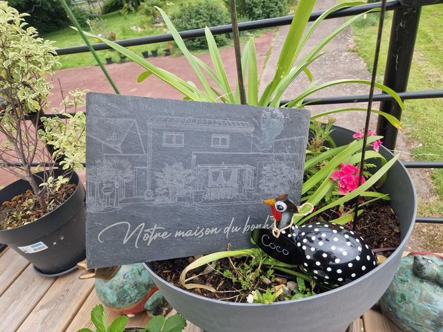 Ardoise gravée maison