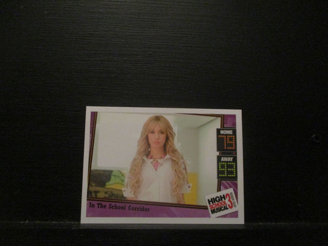 In The School Corrider - Location Card High School Musical 3 Senior Year Original Trading Card