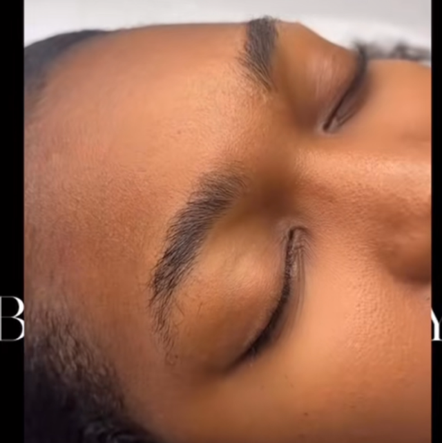 1️⃣ Création Ombre brows  150€ au lieu de 200€