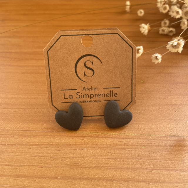 Boucles d’oreilles puces 🖤 Petit cœur noir