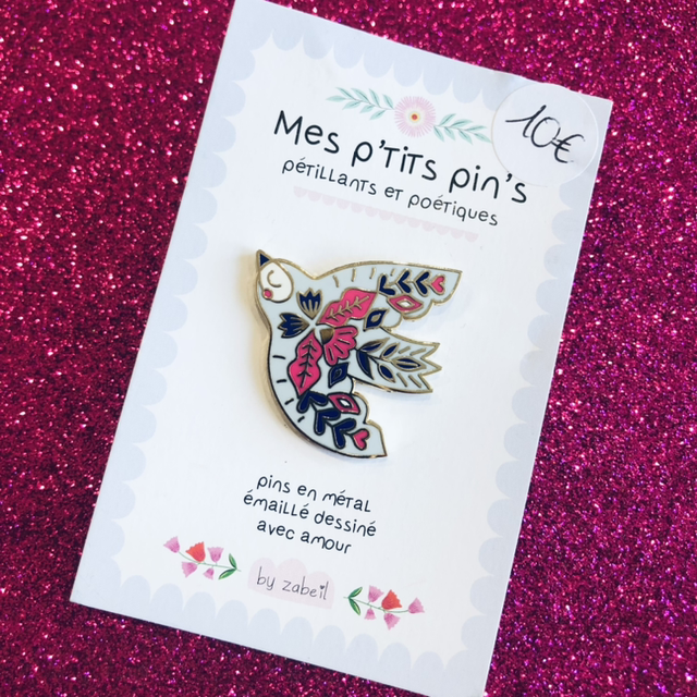 Pin&#039;s &quot;Hirondelle&quot; bleu 