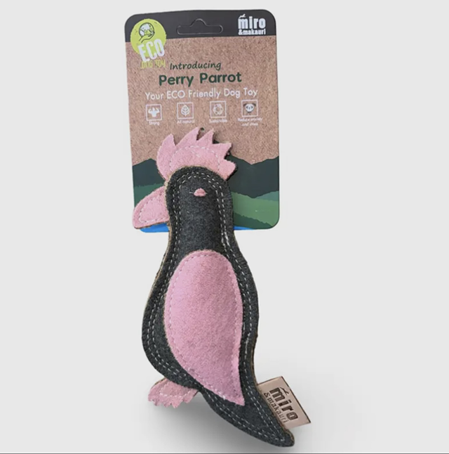 Miro &amp; Makauri - Perry Parrot