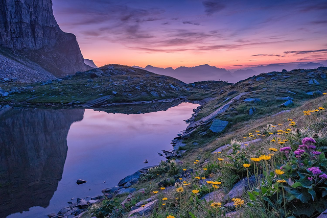 Alba al bivacco Combi e Lanza