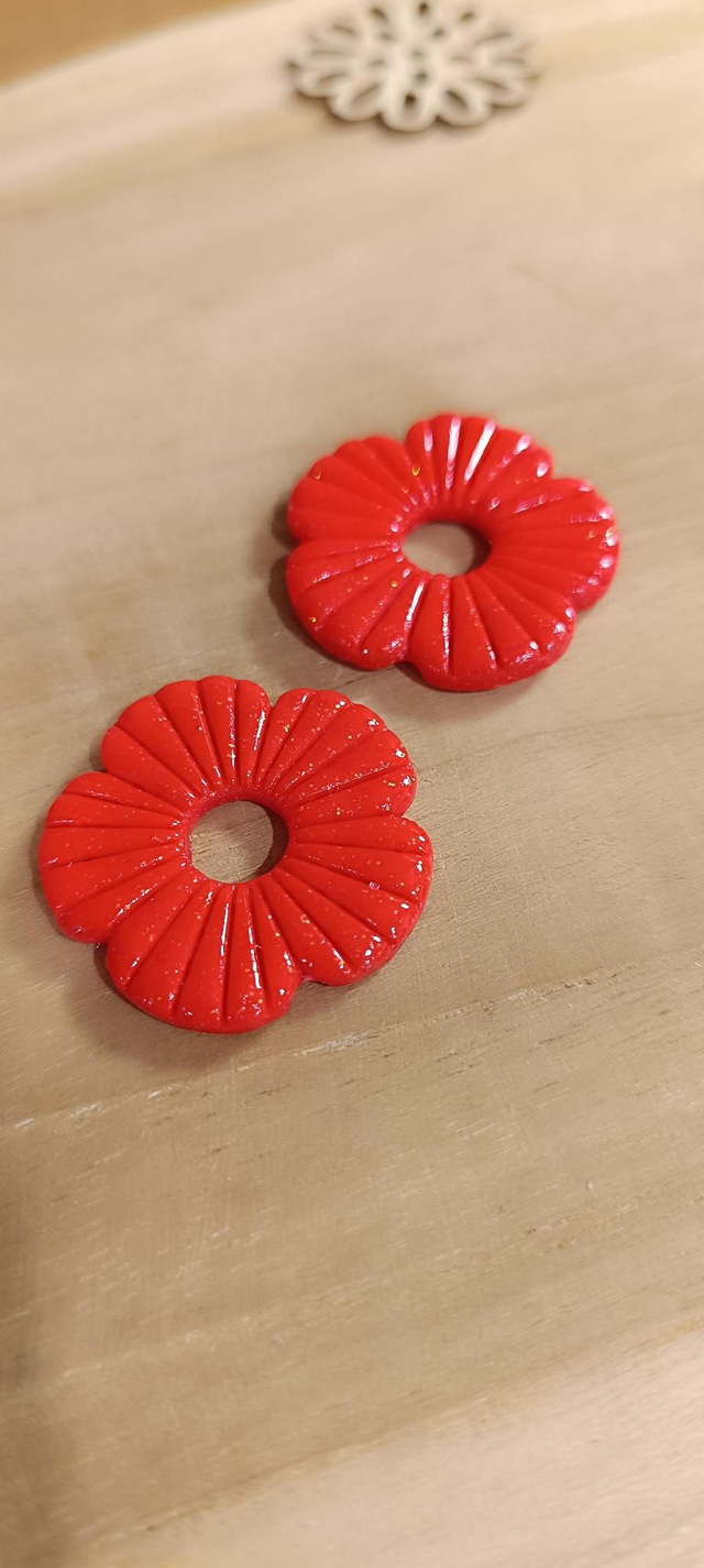 Aria - rouge paillettes