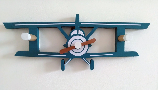 Patère enfant biplan