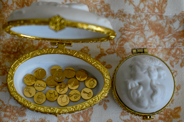 Grigri gravé motif DORÉ 