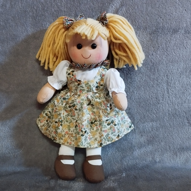 Poupée rembourrée en tissu moyenne 35 cm - 5