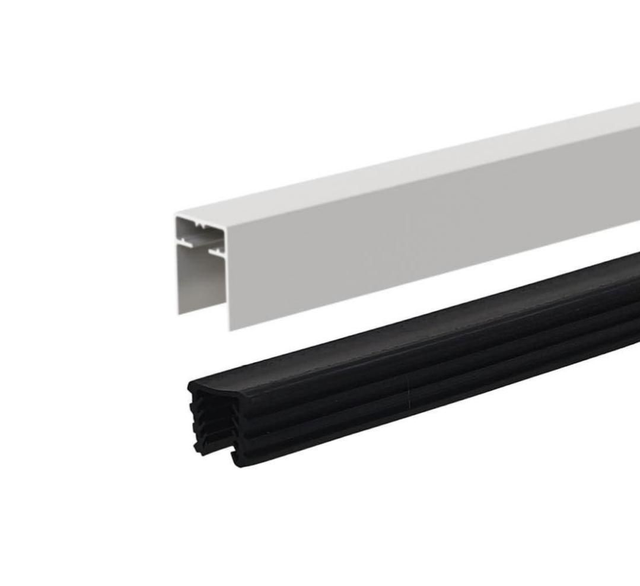 2.5m Silver Slotted Square Handrail 