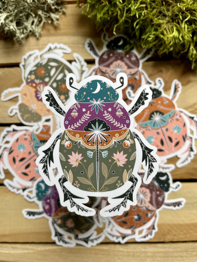 Sticker Scarabée violet et vert en vinyle mat waterproof