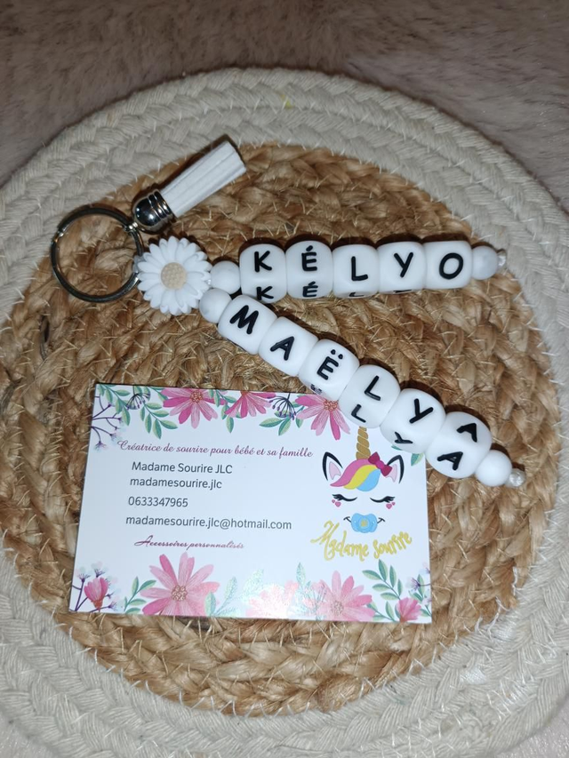 Porte clés 2 branches liées Marguerite 