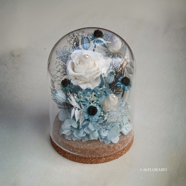 Frosted Petals | Preserved Flower Glass Dome | Next-Day Flower Delivery in Bristol | UK-Wide Delivery