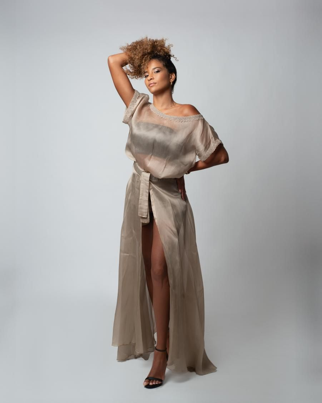 VENDUE ! Blouse Organza de Soie beige                               