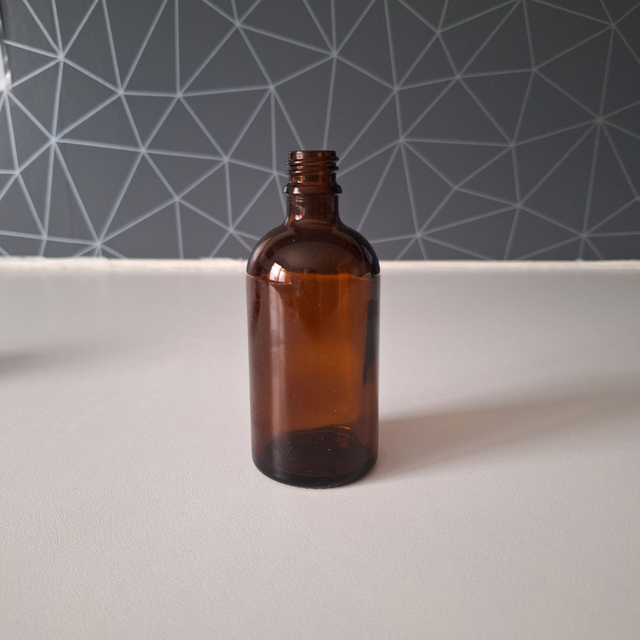 Flacon en verre ambré 100 mL sans bouchage