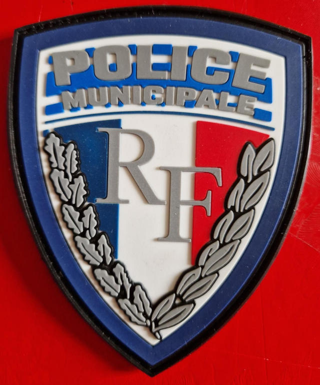 Patch pvc logo PM modèle V1