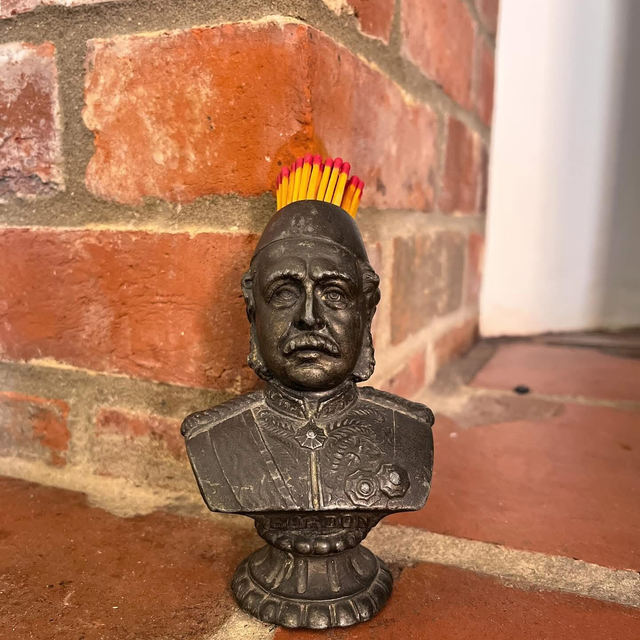 19th Century General Gordon Crimean War Military Bust Match Striker/ Holder 