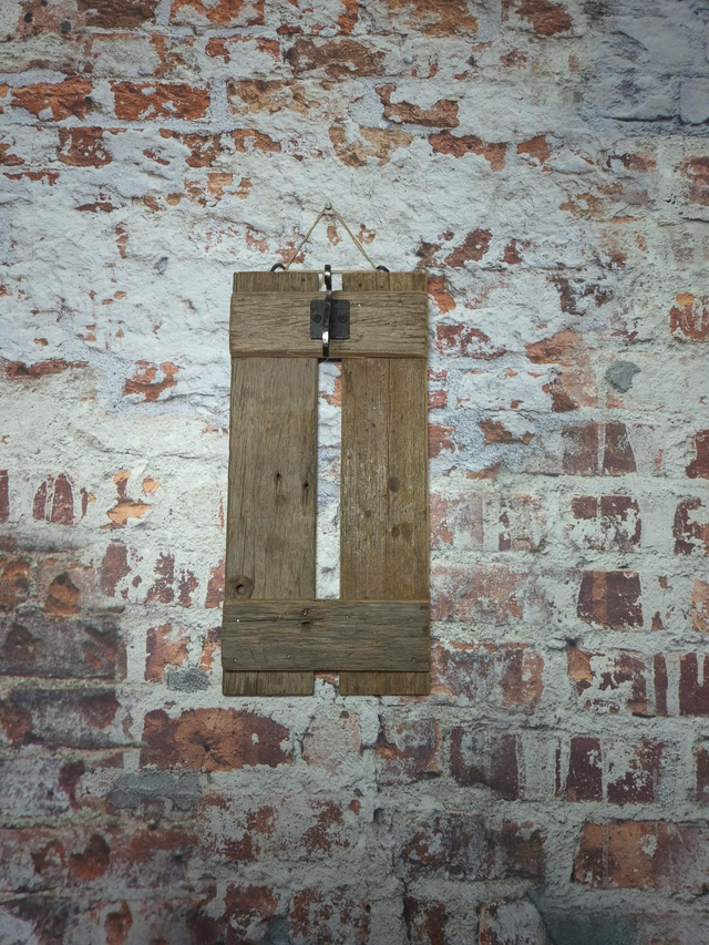 Wandbordje wagonhout