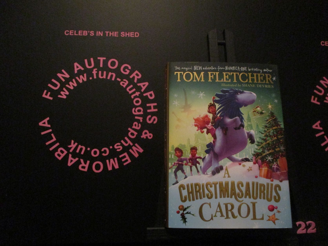 Tom Fletcher 'A Christmasaurus Carol' Authentic Autographed Hardback Book (22)