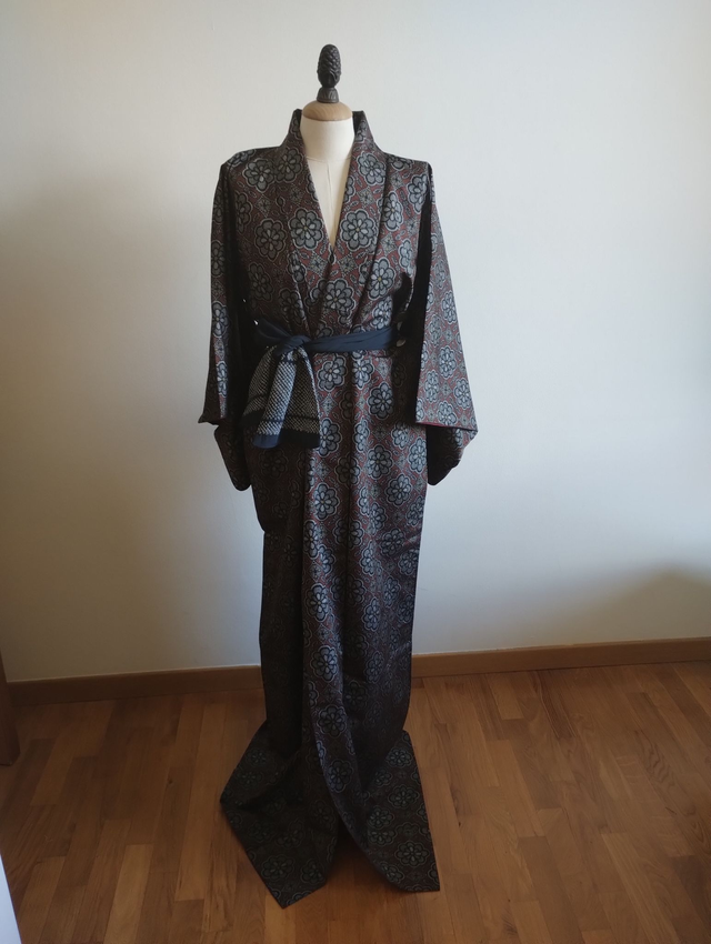 Brown and Black Color Oshima Used Japanese Vintage Silk Kimono, Vintage Japanese Jacket Coat