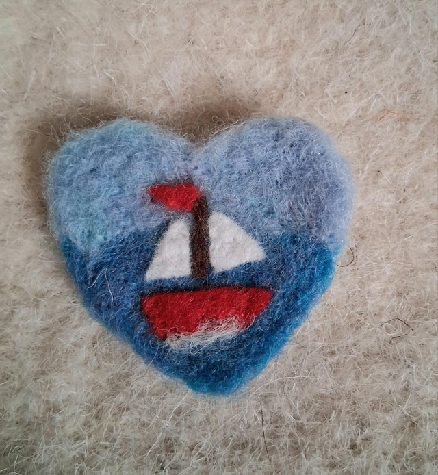 Needle Felt Heart Shaped Brooches