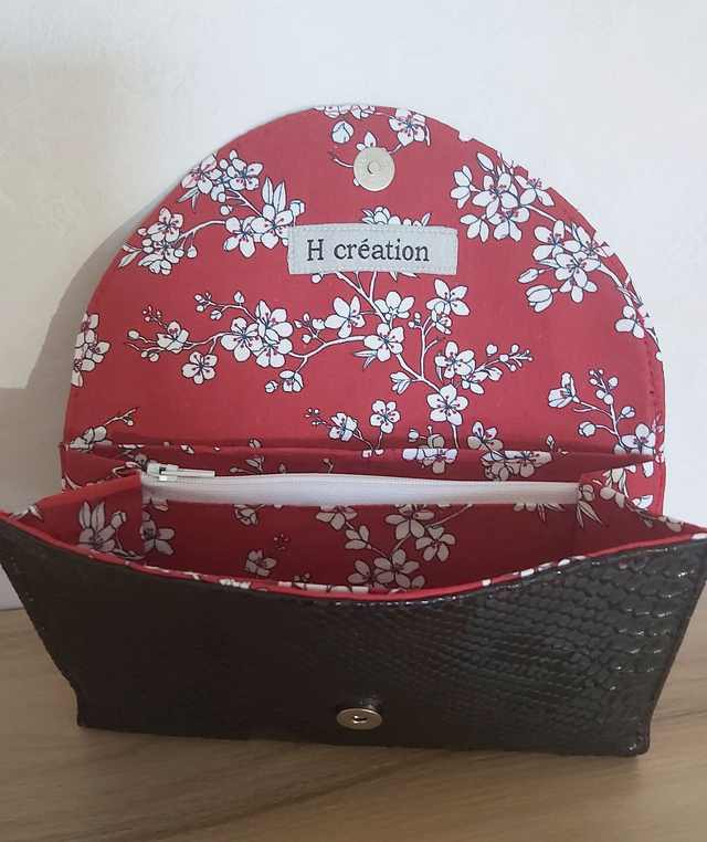 Portefeuille noir fleur